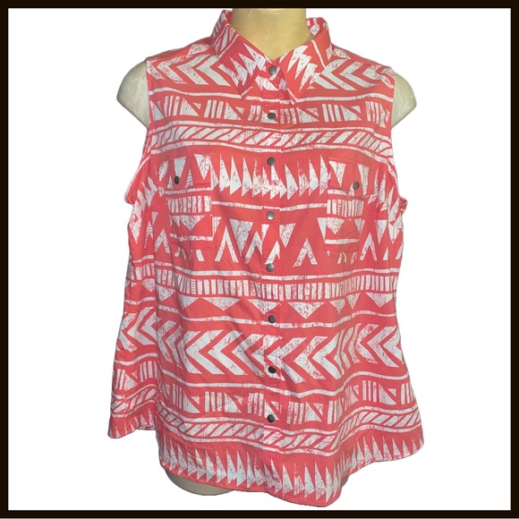 NWT LulaRoe Roxanne Snap-closure Tank 2X Coral/White - Picture 1 of 3